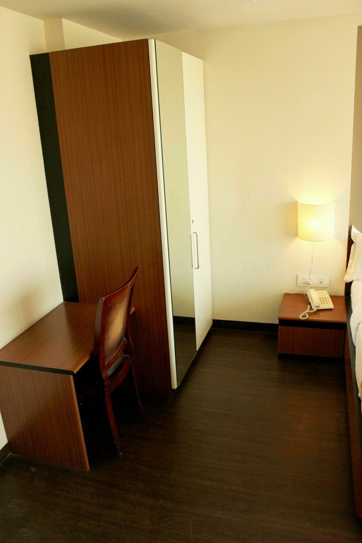 Fabhotel Prime Avenue Indore Buitenkant foto