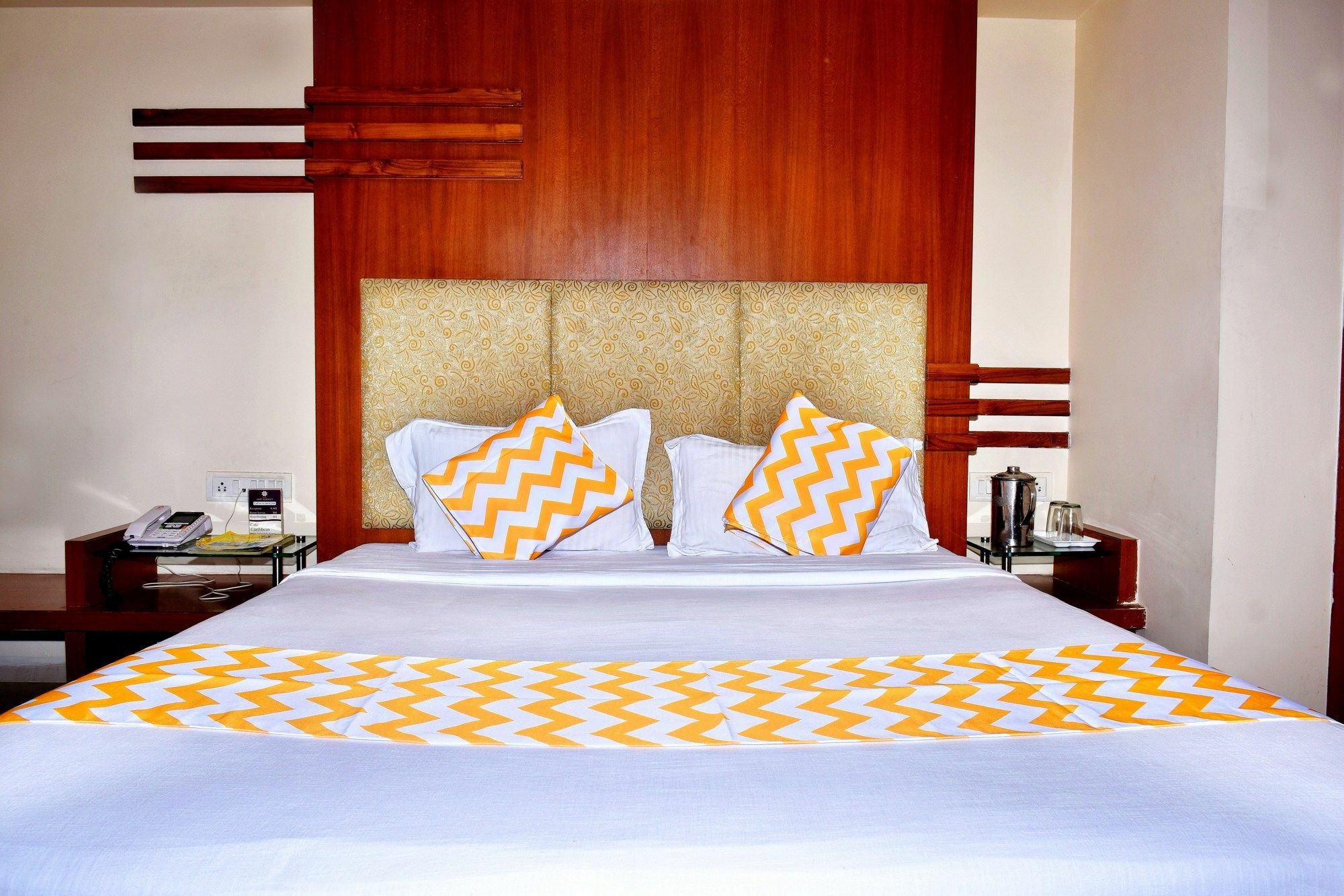 Fabhotel Prime Avenue Indore Buitenkant foto